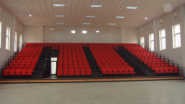 retractable seating system