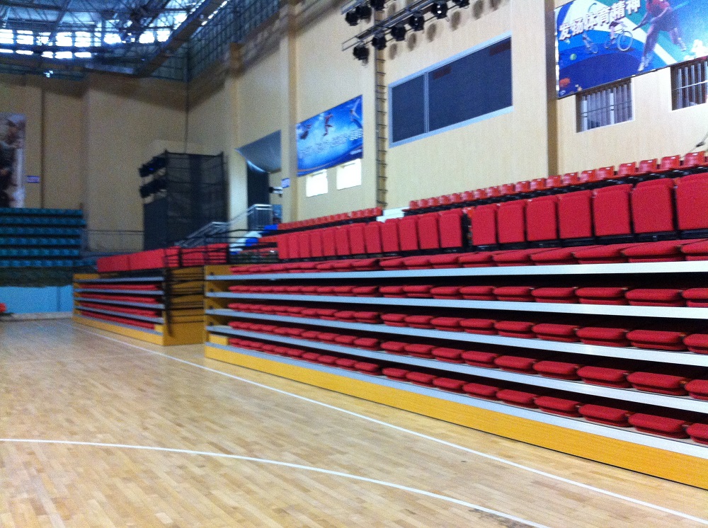 retractable grandstand seating